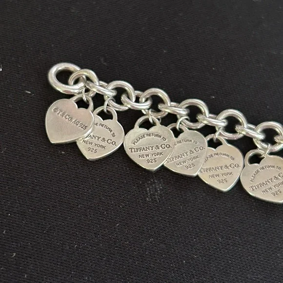 Tiffany & Co. Return to Tiffany Multi-Heart Tag Bracelet - Picture 4 of 15